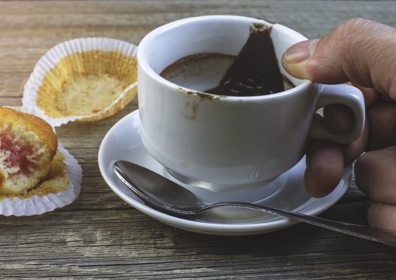 Czar Świtu : Odkrywamy Sekrety Kawy – Od Nasadzenia przez Prażenie aż po Twoją Kubek Pełną Aromatu.